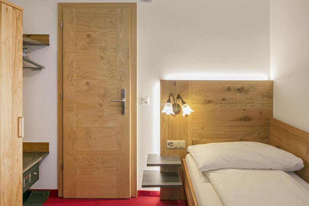 Annex Antika Hotel Zermatt Exterior foto